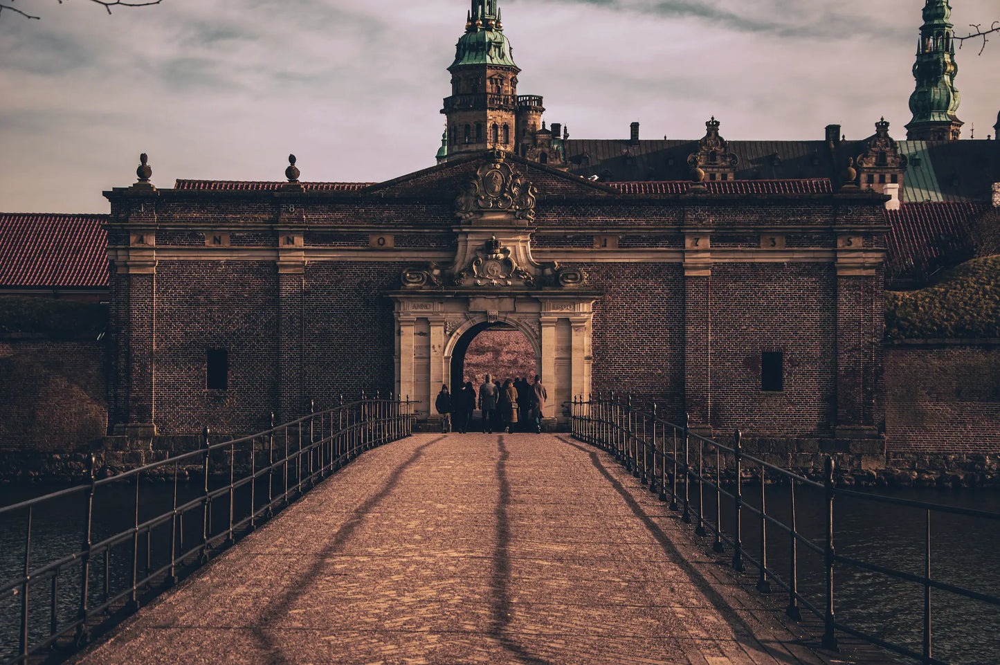Fotoplakat af indgangen til Kronborg Slot i Helsingør